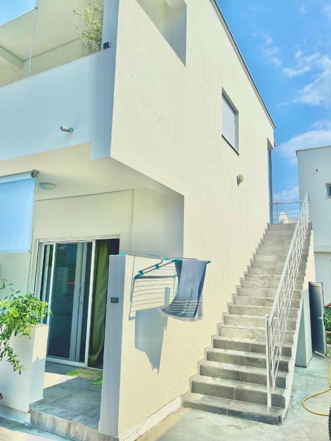 Apartments Mia Patria Улцинь Екстер'єр фото