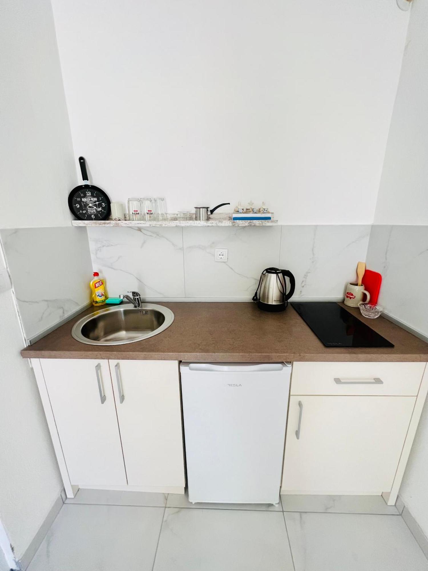 Apartments Mia Patria Улцинь Екстер'єр фото